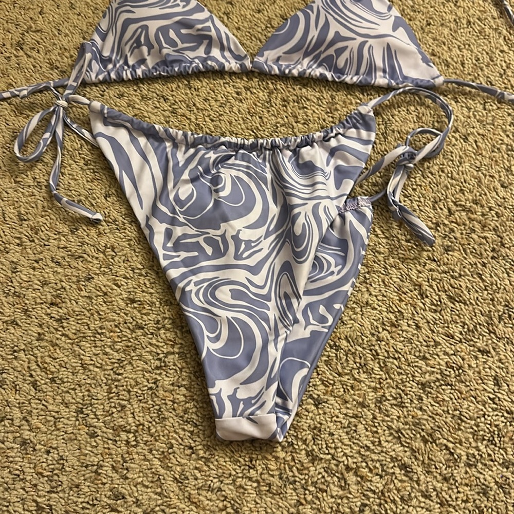 Matching Bikini - Picture 4 of 4